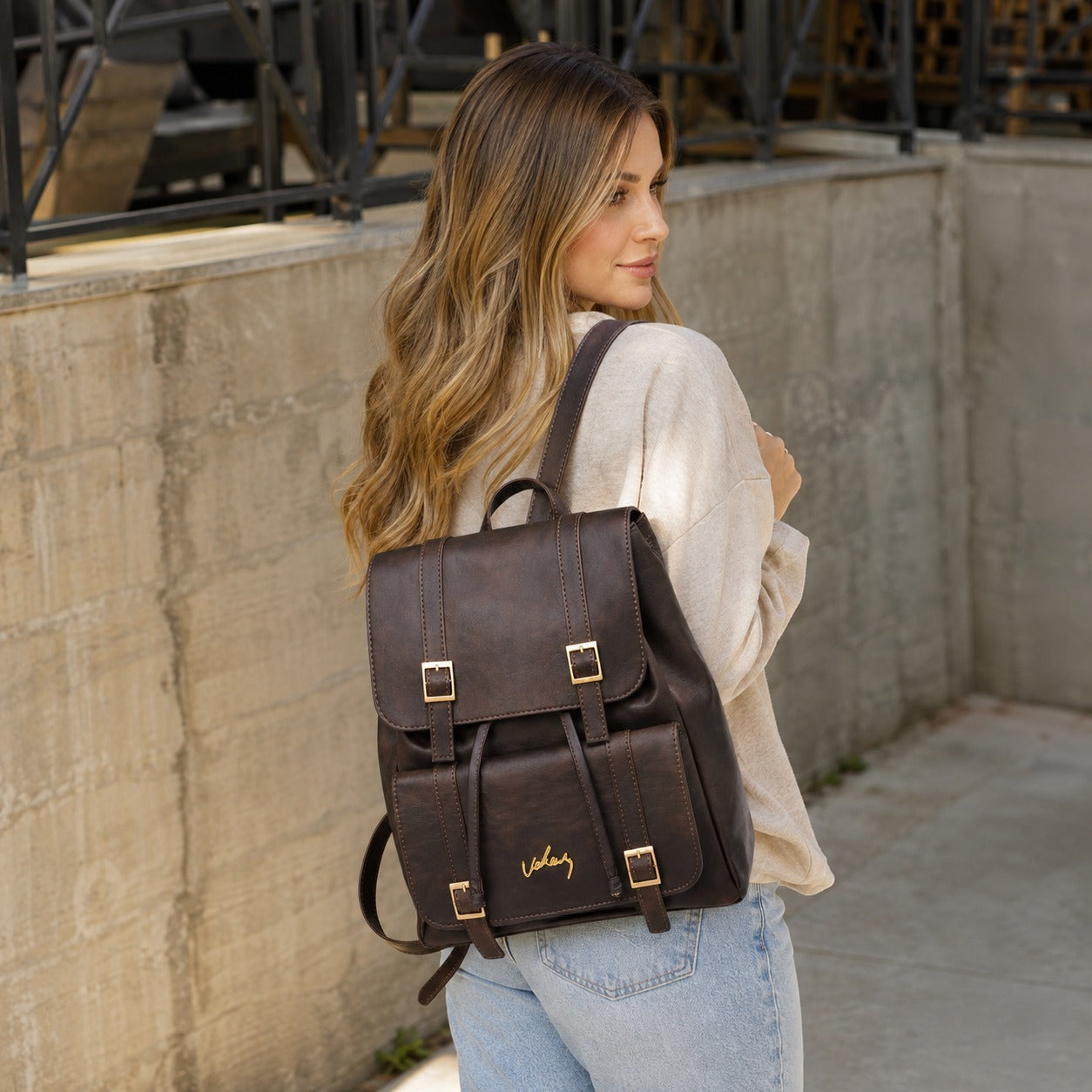 🎒MORRAL & COSMETIQUERA 👝 VLZ 🤎💛🖤