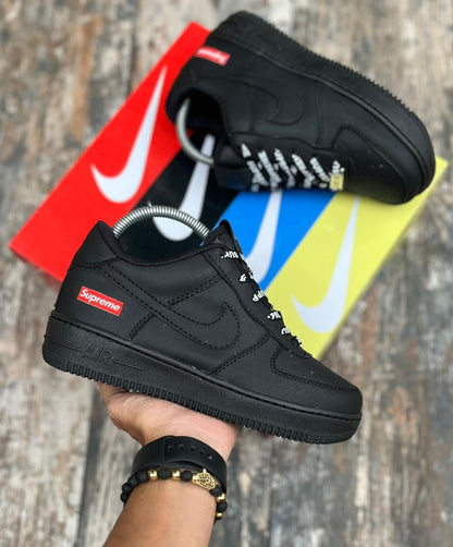 Nike supreme dama y caballero