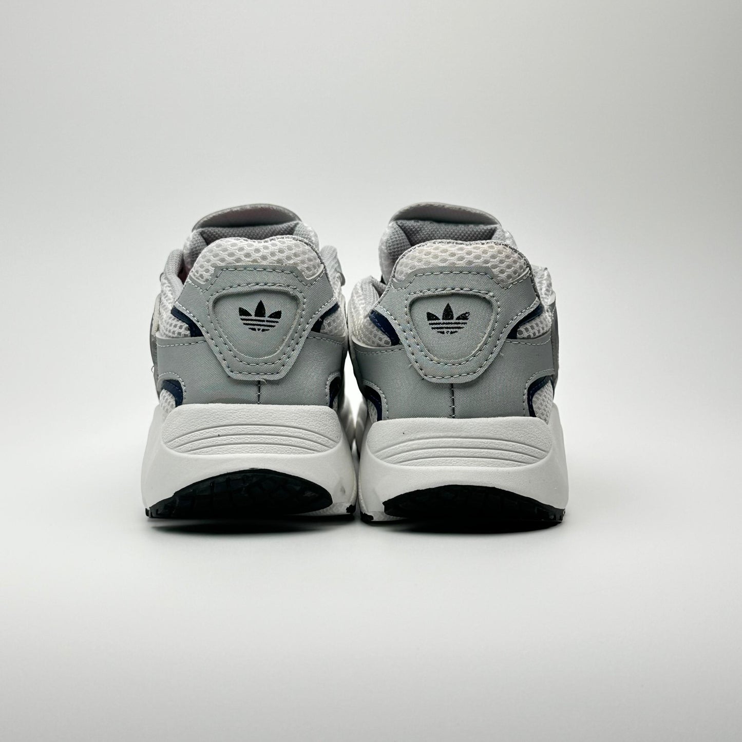 ADIDAS OZMILLEN