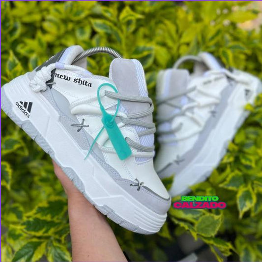 ADIDAS NEW SHITA
