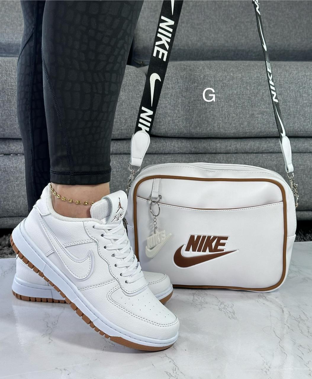 NIKE DUO  ZAPATOS-BOLSO C-205