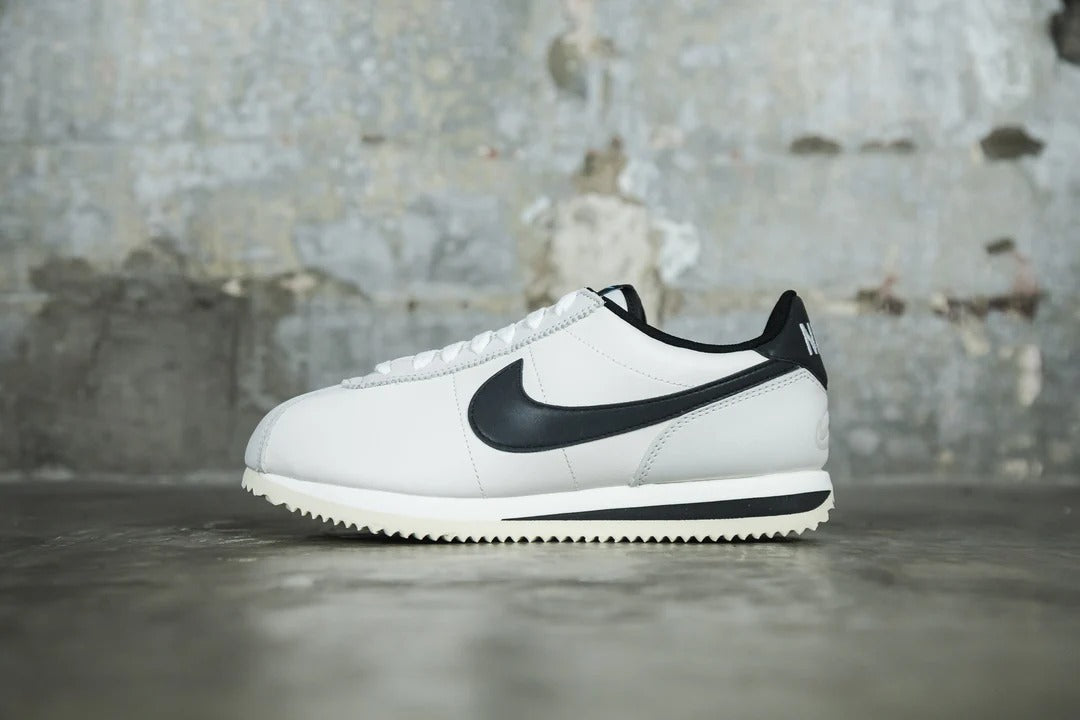 TENIS RETRO NIKE CORTEZ + CAJA
