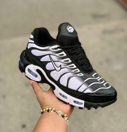 REF: 154 NIKE TN