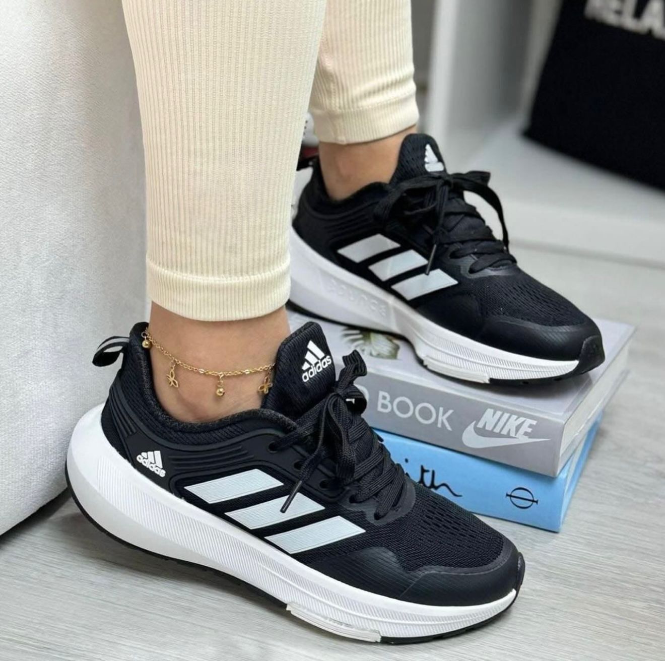 ADIDAS DAMA BOUNCE