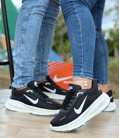 Tenis Nike Vomero Plus 18 Unisex