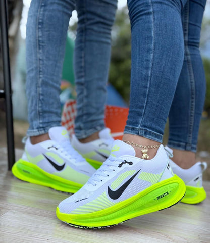 Tenis Nike Vomero Plus 18 Unisex