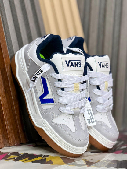 vans upland snearker