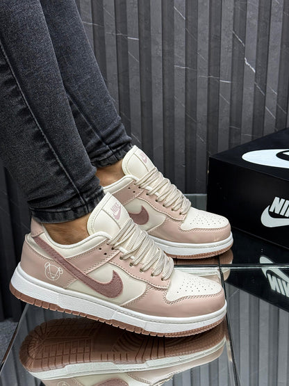 Nike Dunk Sb Moschino Para Dama