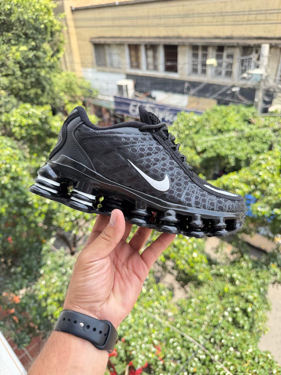 Nike shox dama y caballero
