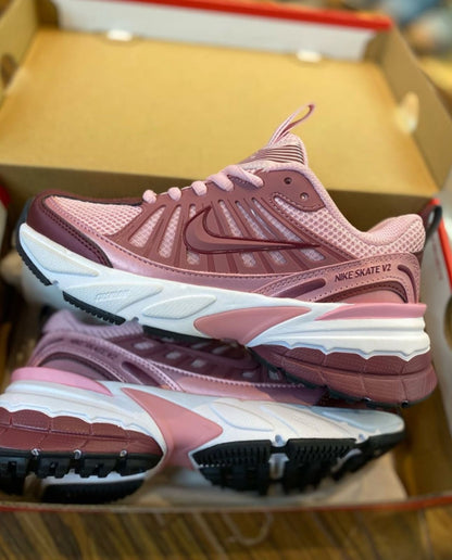 Nike Stake V2 dama