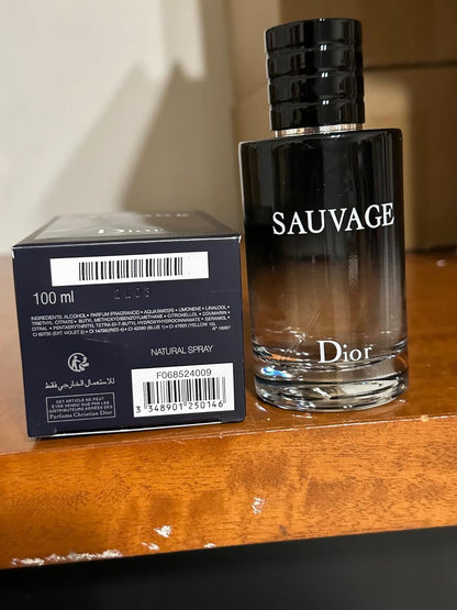 KIT 118 (2 PERFUMES + AFEITADORA BUDA)