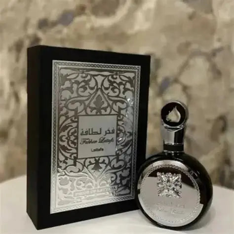 LATAFFA FAKHAR BLACK ESTUCHE